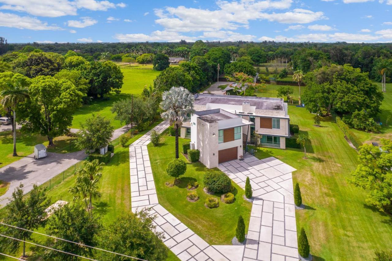 Modani Estate Μαϊάμι Εξωτερικό φωτογραφία